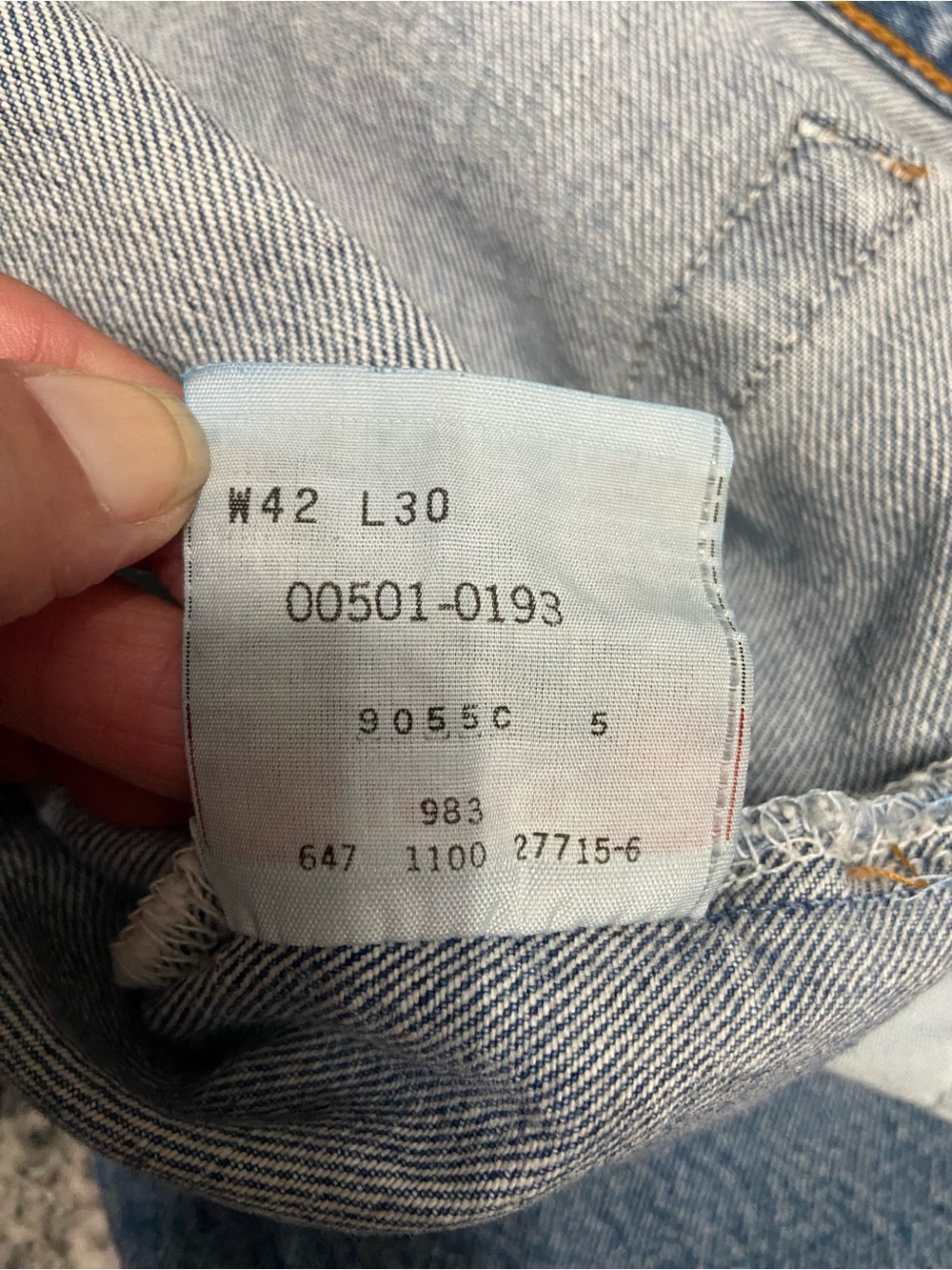 LEVI’S Mens 501 Original Fit 1990s Denim Straight Leg Button Fly Jeans W42 L30 - Picture 7 of 17